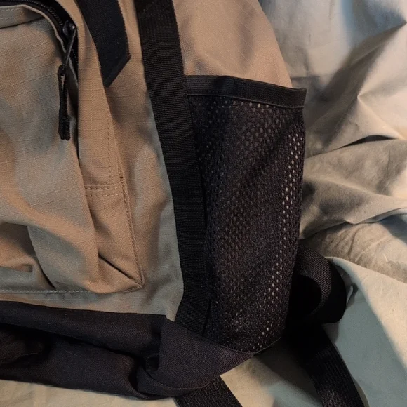 CW Gear Backpack - Picture 5 of 15